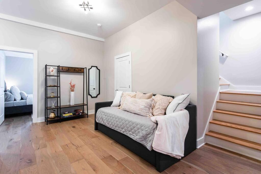 Newly Renovated 3 Bedroom Shelby Park Home **Free Parking** Louisville Zewnętrze zdjęcie
