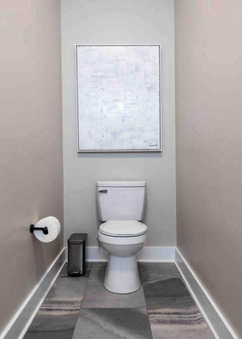 Newly Renovated 3 Bedroom Shelby Park Home **Free Parking** Louisville Zewnętrze zdjęcie